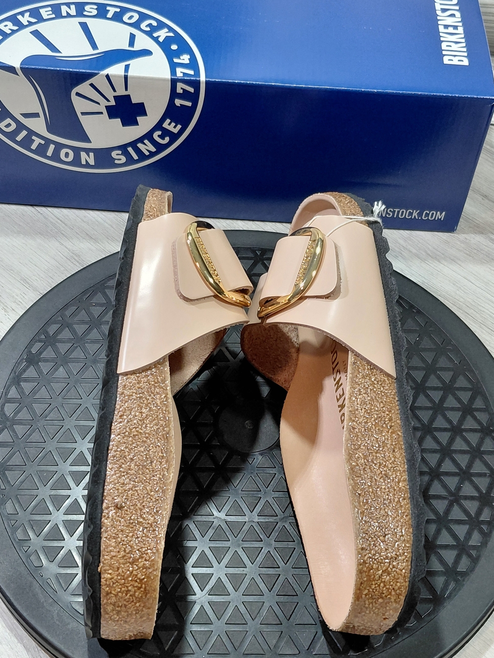 NWT Birkenstock Madrid Big Buckle Women’s Slide Sandals – High Shine New Beige 7 - Picture 8 of 13